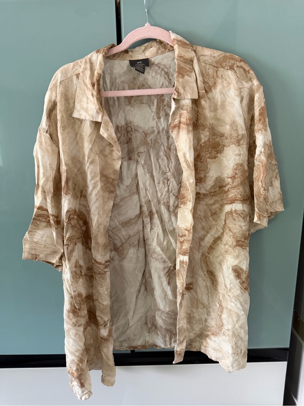H&M Men's Marble-Print Lightweight Shirt Jacket in Beige & Brown